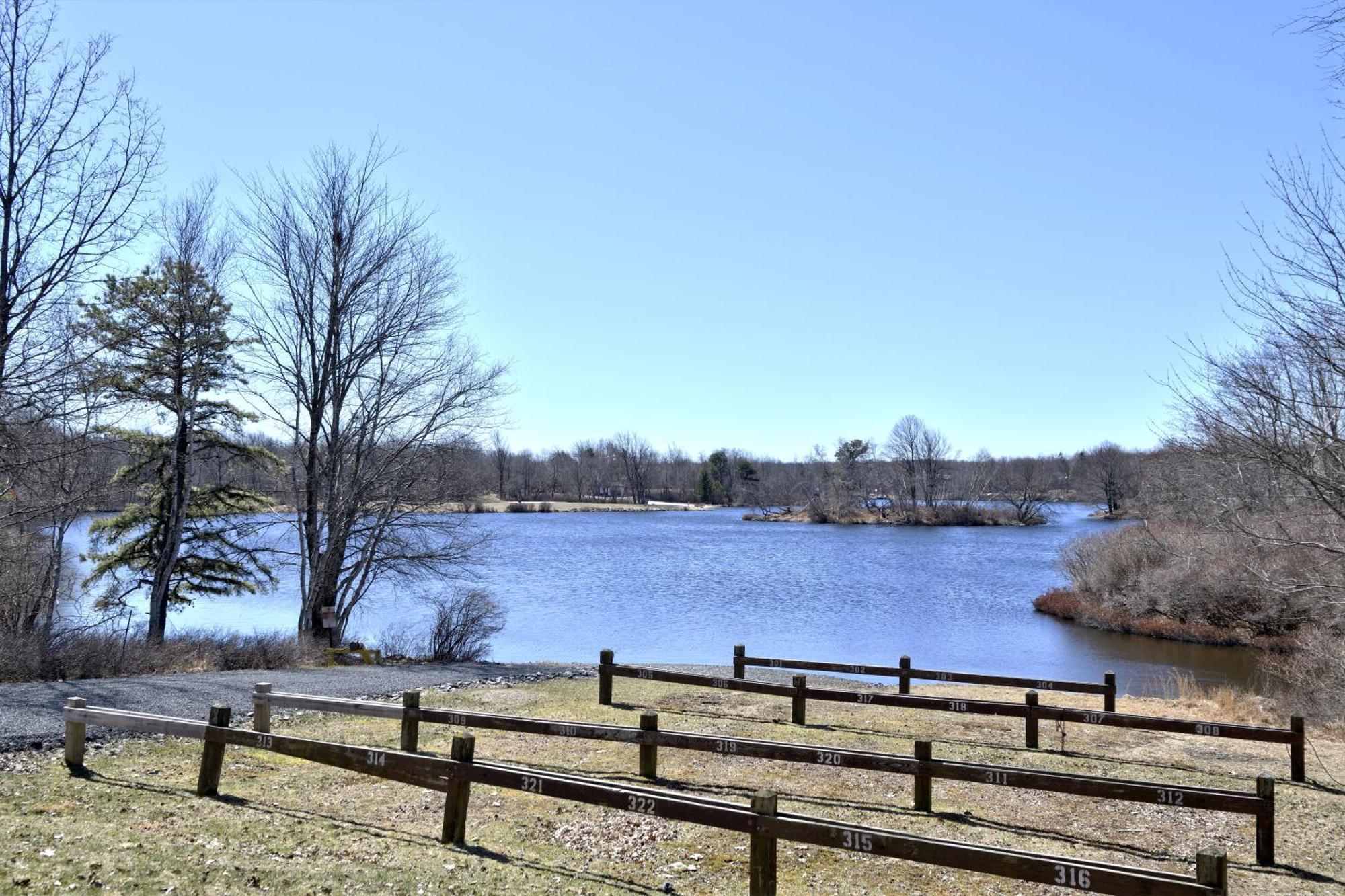 Long Pond Lakehouse *Hottub*Jacuzzi*Firepit*Bbq*Pool מראה חיצוני תמונה
